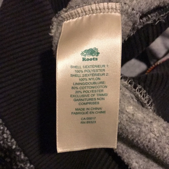 Roots Limited Edition Fall/Spring Sweater - Picture 5 of 5